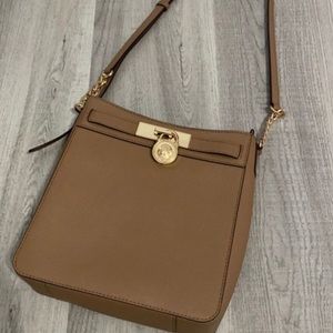 Authentic Tan Michael Kors Hand Bag
